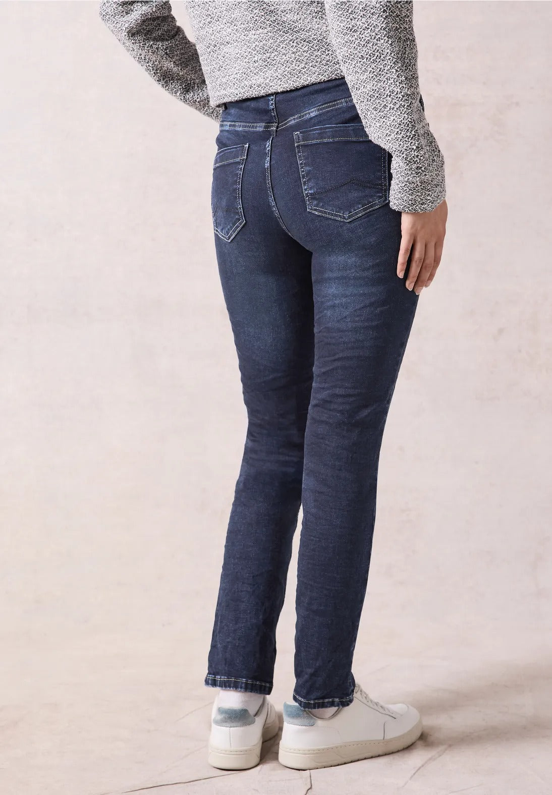 Jeans Toronto Dark Blue Hög midja, 28 och 30 längd